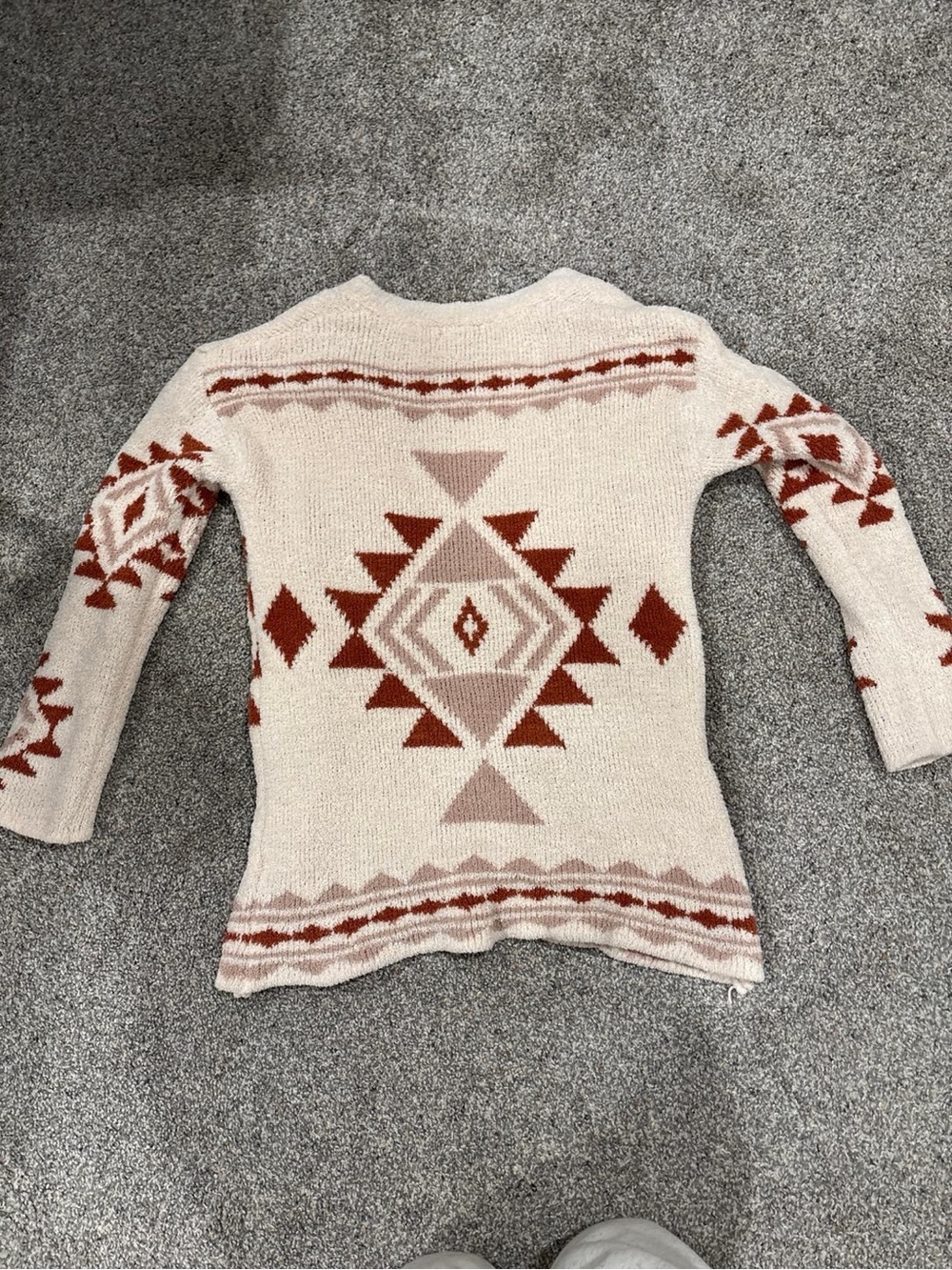 Cream Aztec Pattern Women's Sweater - Cozy Knit Pullover